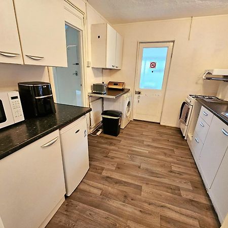 Cozyhome-3Br-5Guest#Netflix#Parking#Garden Nottingham Exterior photo