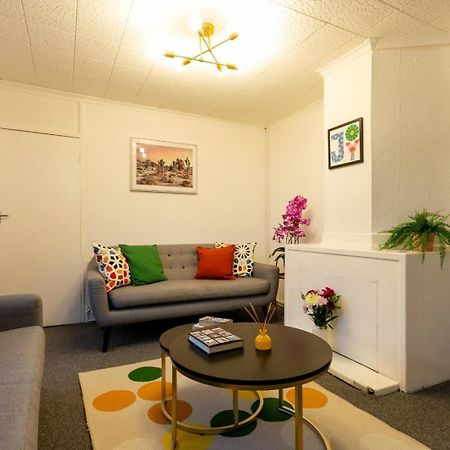 Cozyhome-3Br-5Guest#Netflix#Parking#Garden Nottingham Exterior photo