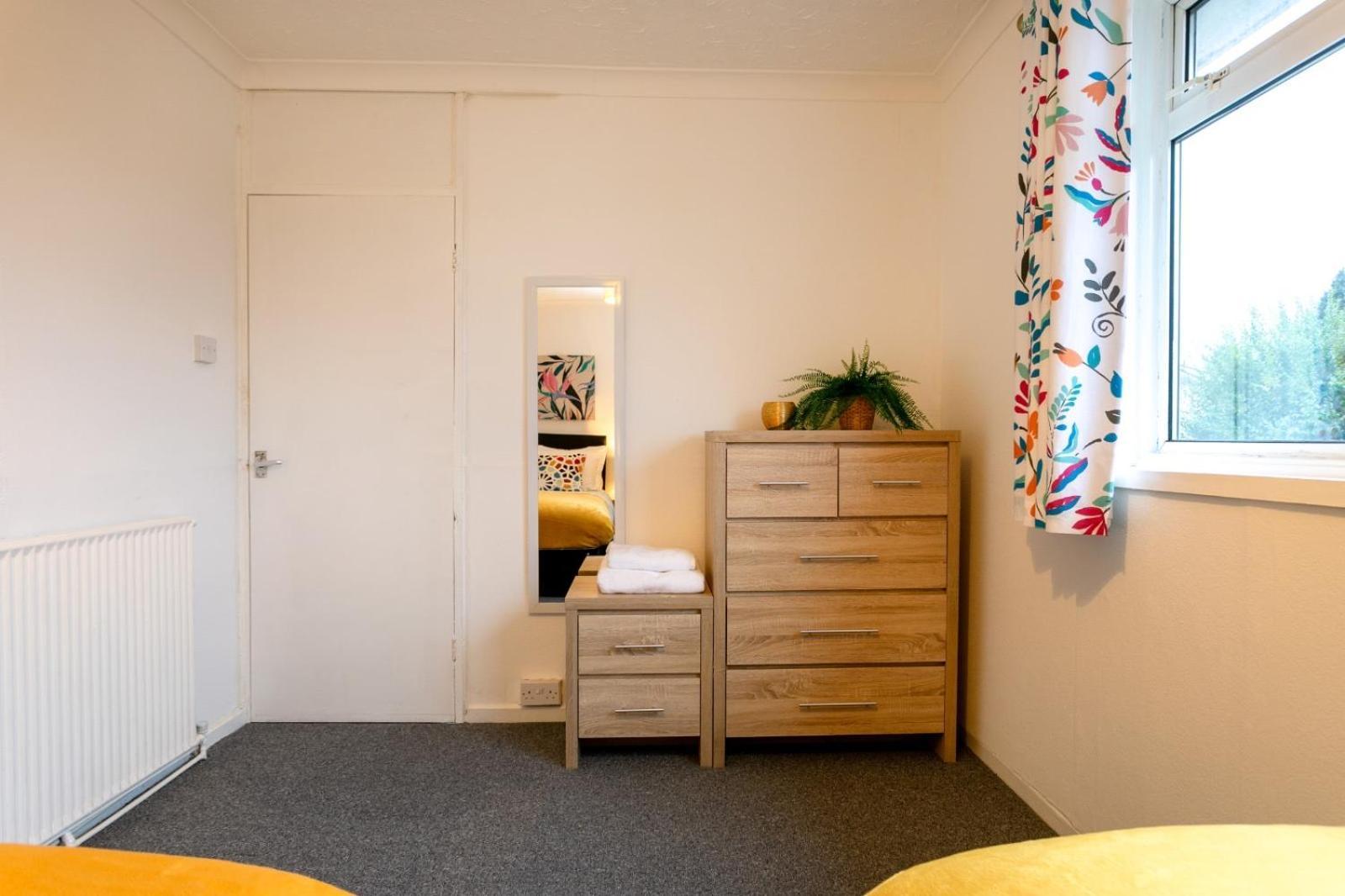 Cozyhome-3Br-5Guest#Netflix#Parking#Garden Nottingham Exterior photo