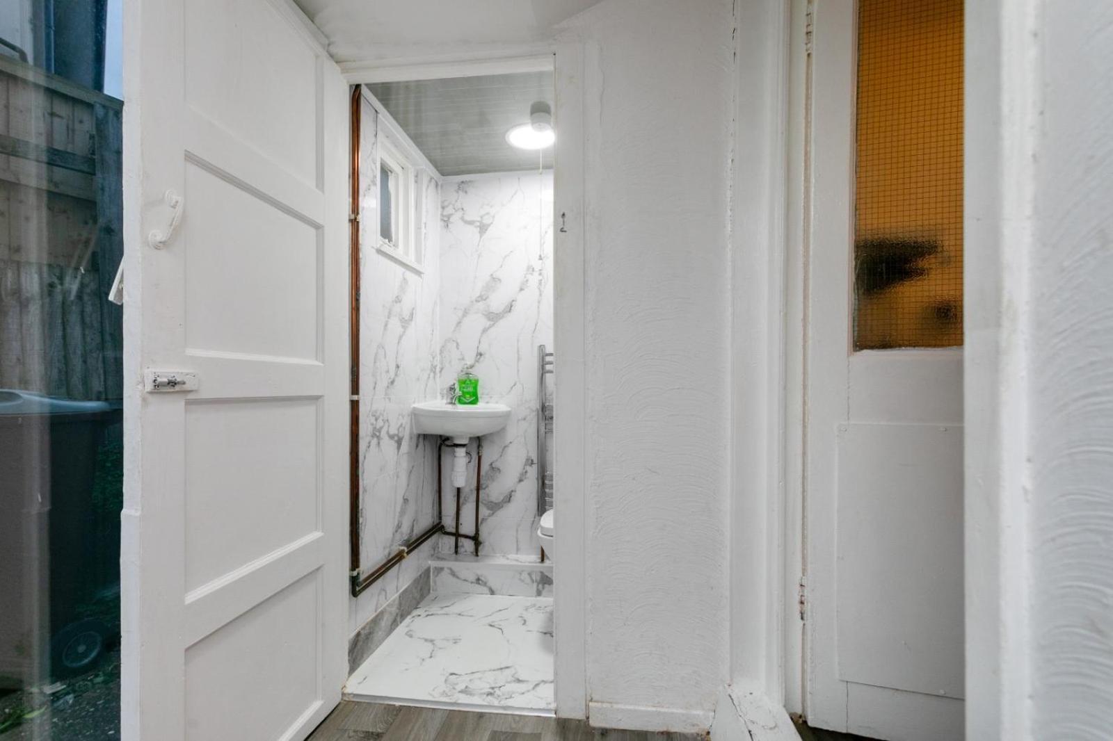 Cozyhome-3Br-5Guest#Netflix#Parking#Garden Nottingham Exterior photo